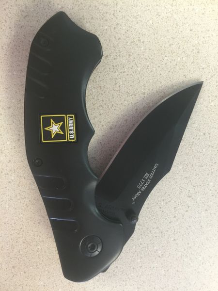 US Army Pocket Knife
