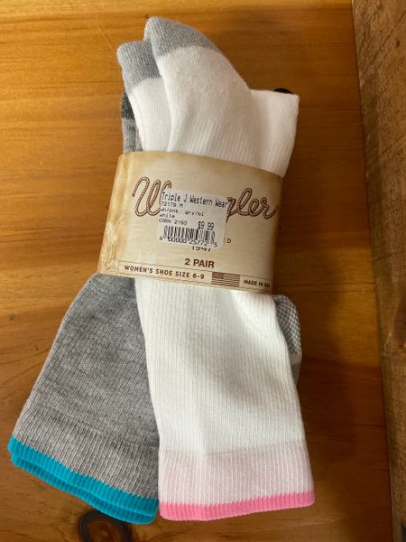 Women's wrangler pair of crew socks