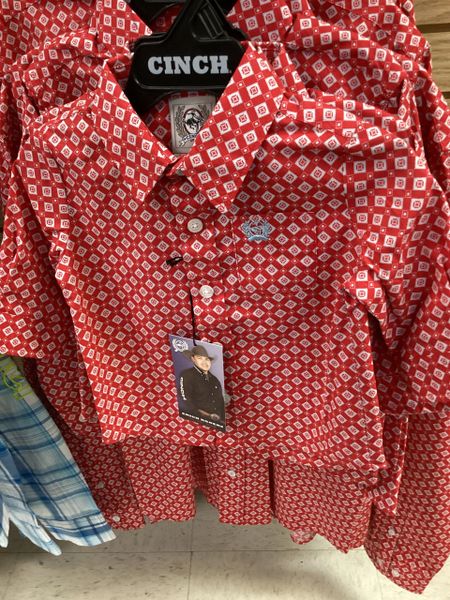 I/T Cinch Red Button Down