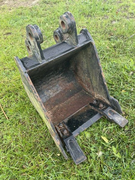 JCB digger bucket 12inch Mini digger excavator 818 Genuine JCB