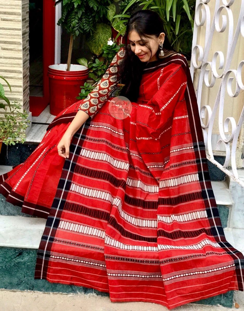 Black Border Red Begumpuri Cotton Handloom Saree