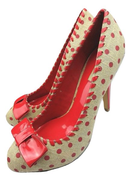 SIZE 7 womens retro heels polka dot