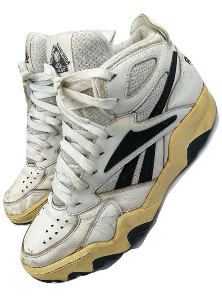 SIZE 11 true vintage sneakers reebok leather hightops 1989