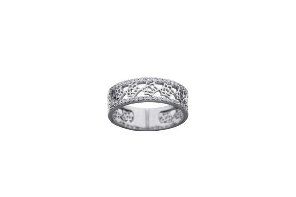 111CZ119 STERLING SILVER BAND RING WITH CZ FLOWER DESIGN