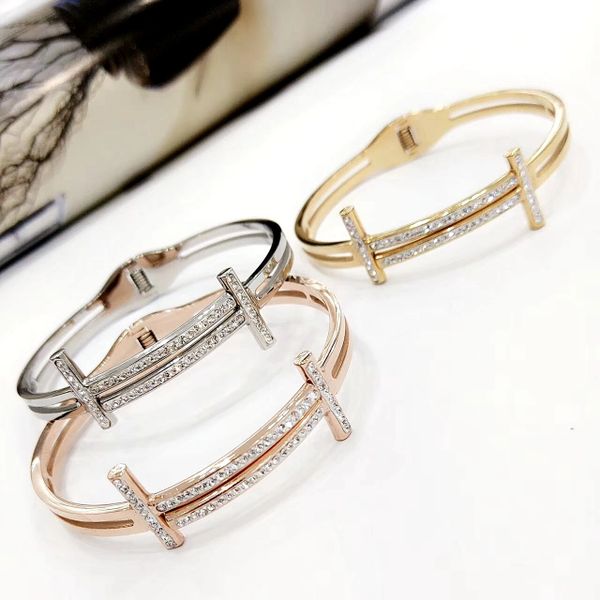 Stainless Steel Crystal T,Bangle .SSB50351