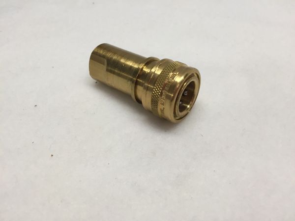 DISCONNECT, FEMALE 1/4 NPT 03-472-00