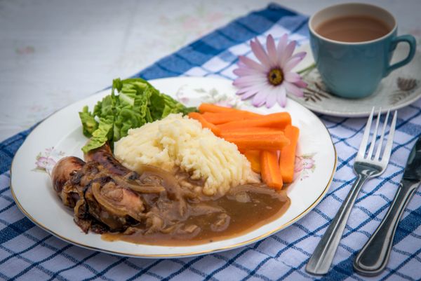 BANGERS AND MASH STD SIZE