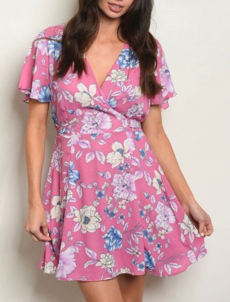 V-neck floral print dress.