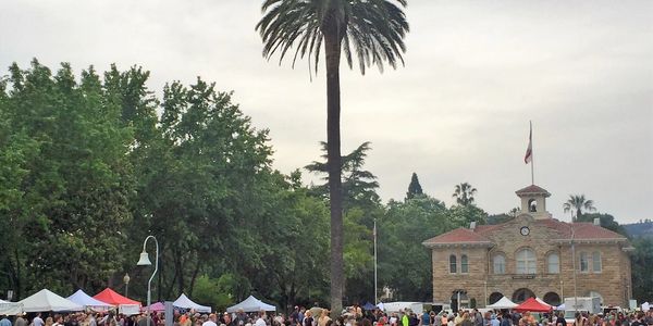 Sonoma Plaza Farmers Market. 
