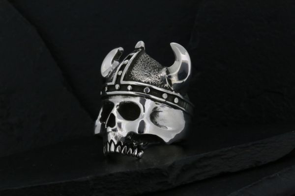 XL VIKING SKULL RING | Silver Skull Ring | Alfred Albrizio Inc