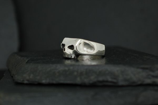 TINY NEXT GEN JIM SKULL RING