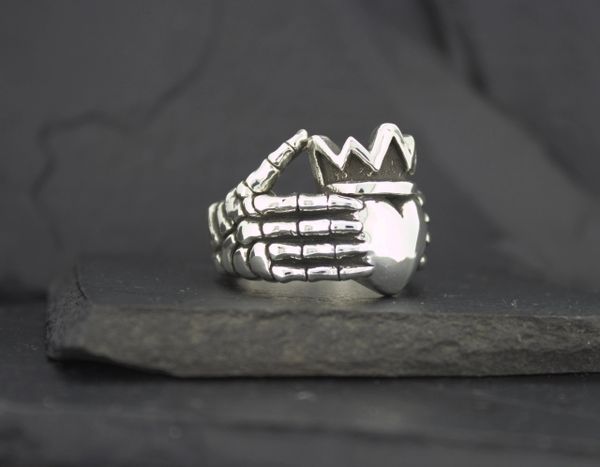 Claddagh clearance skeleton ring