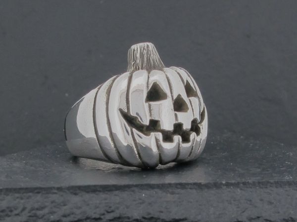 JACK-O-LANTERN PUMPKIN RING LARGE