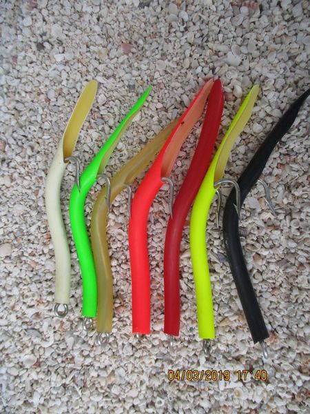 Diamond cod jigs SMOOTH, Glow, Chrome & RAW w/ Treble hook 5_ Jigs per pack
