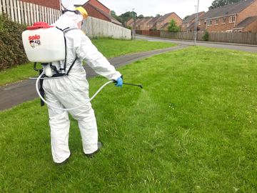 Fully NPTC Qualified and Insured to supply Lawn Feed Treatment Services in Llandrindod Wells