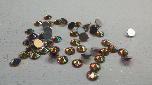 Rhinestone #R15 (5 mm pointed rhinestone)(1pack)