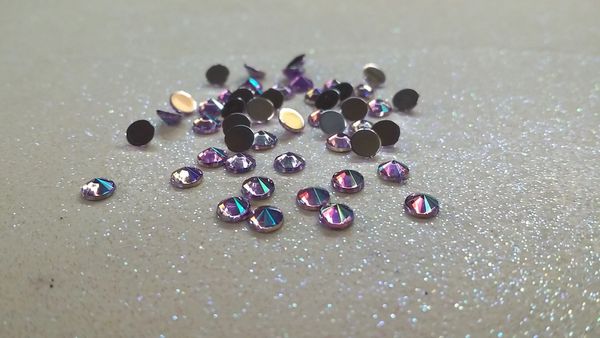 Rhinestone #R18 (4 mm pointed rhinestone) (1 pack)