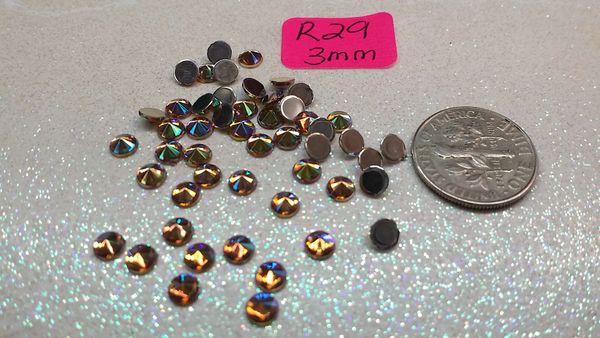 Rhinestone #R29 (3mm pointed rhinestone) (1 pack)