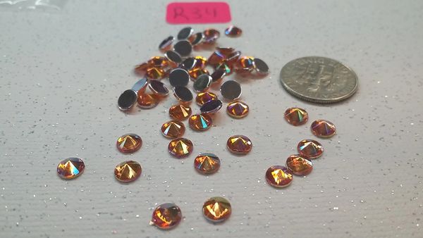 Rhinestone #R34 (4 mm pointed rhinestone) (1 pack)