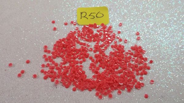 Rhinestone #R50 (1.5 mm coral jelly rhinestone)