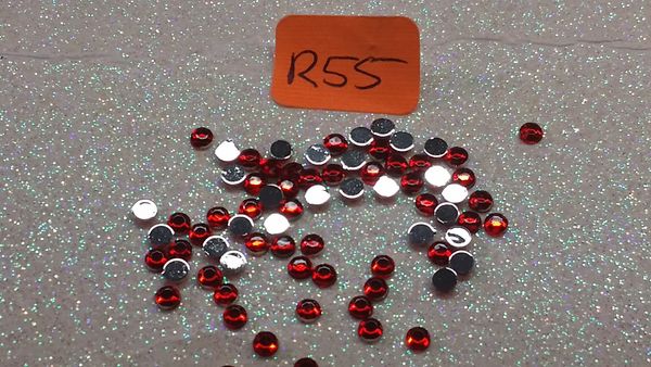 Rhinestone #R55 (2.5 mm red rhinestone)