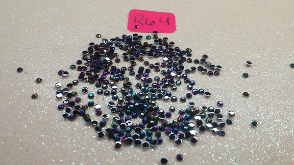 Rhinestone #R64 (1.5 mm holo black rhinestone)