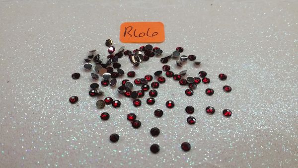 Rhinestone #R66 (2.5 mm dark red rhinestone)