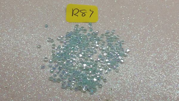 Rhinestone #R87 (1.5 mm blue jelly rhinestone)