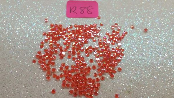 Rhinestone #R88 (1.5 mm coral jelly rhinestone)