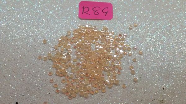 Rhinestone #R89 (1.5 mm peach jelly rhinestone)