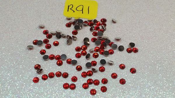 Rhinestone #R91 (2.5 mm red rhinestone)