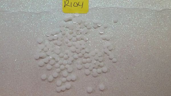 Rhinestone #R104 (2.5 mm white jelly rhinestone)