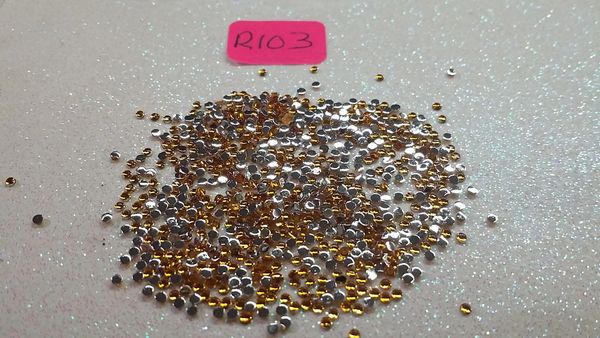 Rhinestone #R103 (1.5 mm gold rhinestone)