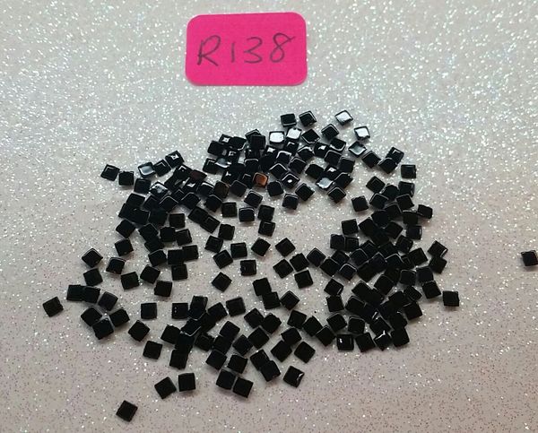 Rhinestone #R138 (2 mm black square rhinestone)