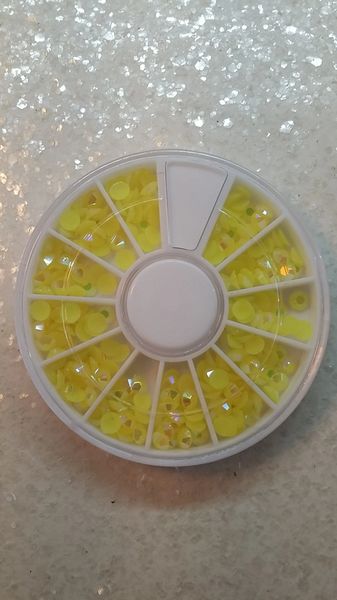 Rhinestone Wheel #6 (Yellow 4 mm A/B rhinestone