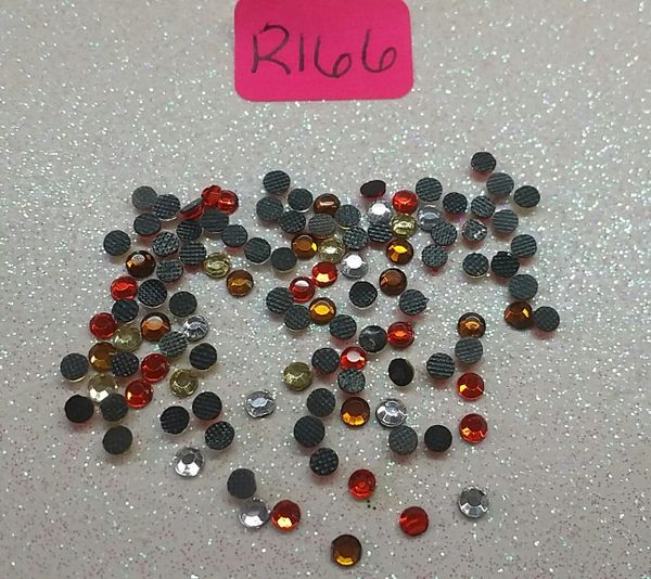 Rhinestone #R166 (2.5 mm rhinestone mix)