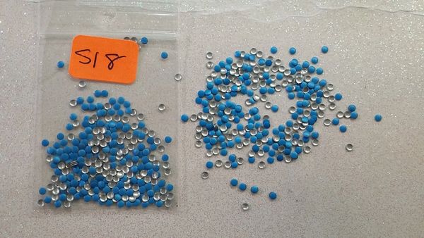 Stud #18 - S18 (1 mm neon blue round stud)