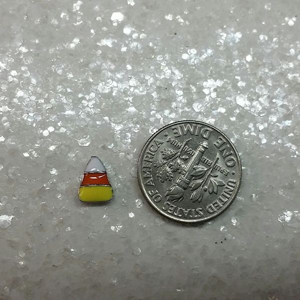 3D Holiday Charm Candy Corn (1 piece)