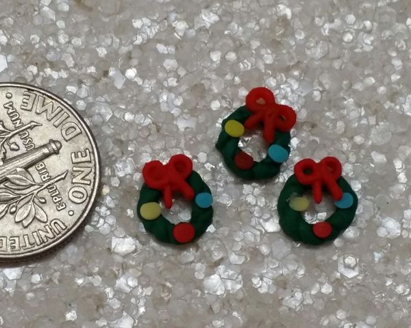3D Holiday Charm Christmas Wreath (pack of 3)