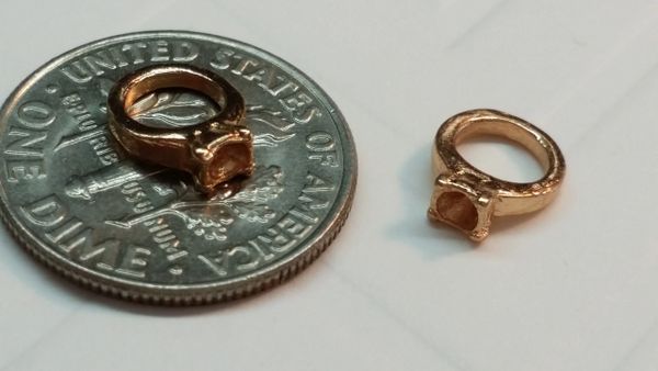 Charm #26 - Gold Ring with Open Center (Perfect For Floating Lockets,, Nail Decoration & Crafts)