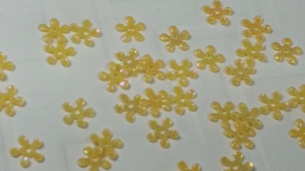 INF203 Yellow Flower Insert (1.5 gr baggie)