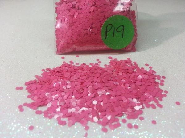 P19 Sophia Pink (.062) Solvent Resistant Glitter