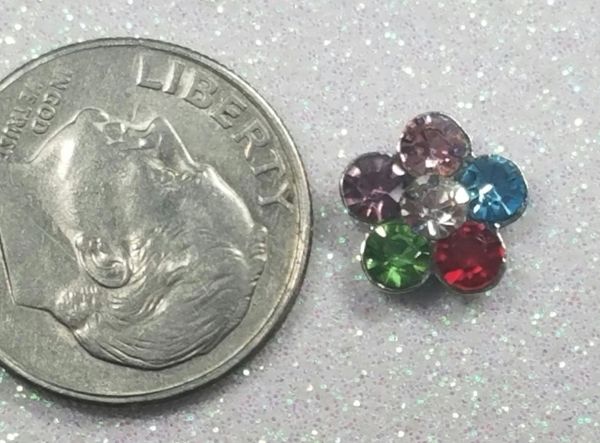 Charm #FL89 - Rhinestone Flower (1 piece)(perfect for nails, or living & floating lockets)