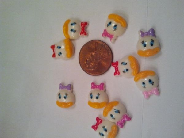 3D Daisy Duck Head Charms perfect for cell phone, and nail decoration (pack of 3)