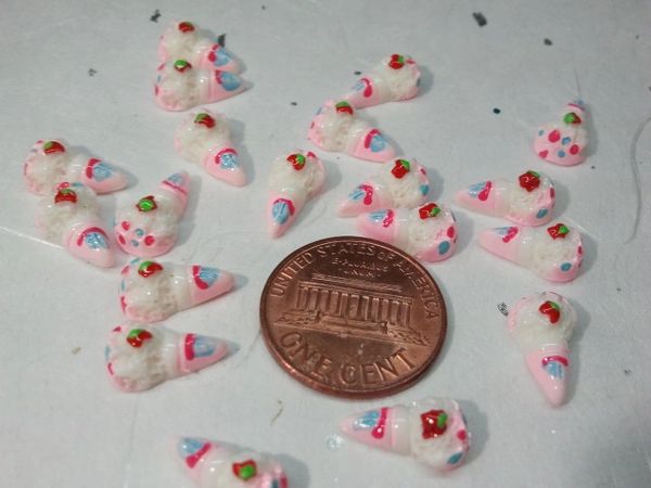 3D Food - Ice cream#2 Cone (pack of three) Nail decorations