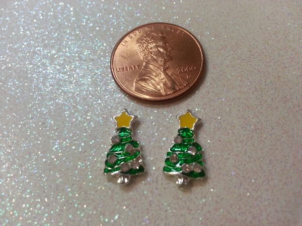3D Holiday Charm - Tree #1 metal nail charm (pack of two)