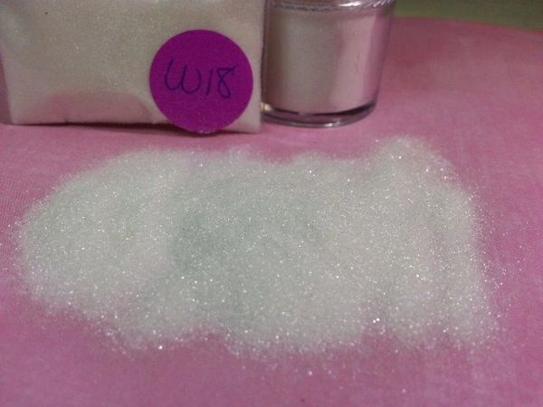 W18 Snow White (.004) Solvent Resistant Glitter