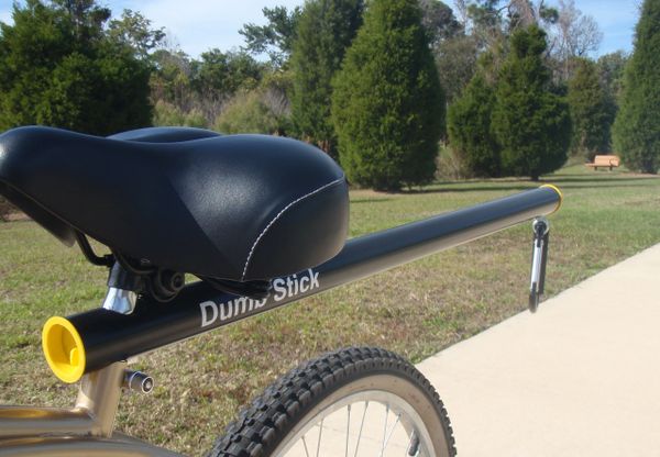 Dumb stick bicycle store kayak tow bar