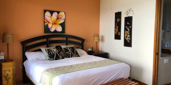 BEAUTIFUL MASTER SUITE, QUALITY BEDS, ROMANTIC PRIVATE LOVE NEST  MODERN EXCITING NEW POIPU VACATION