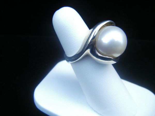 Silver Ring with South Sea Water Pearl